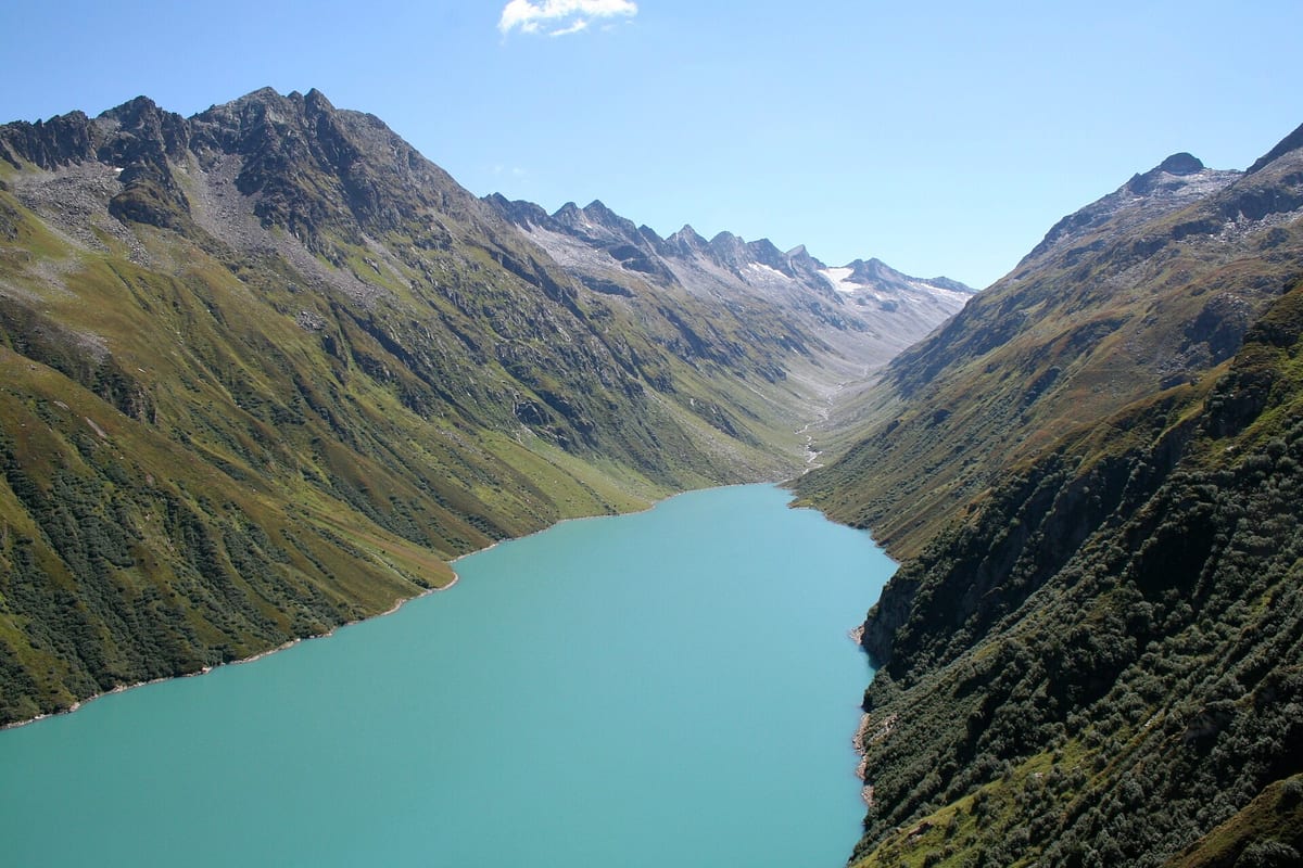 Lai da Curnera — See